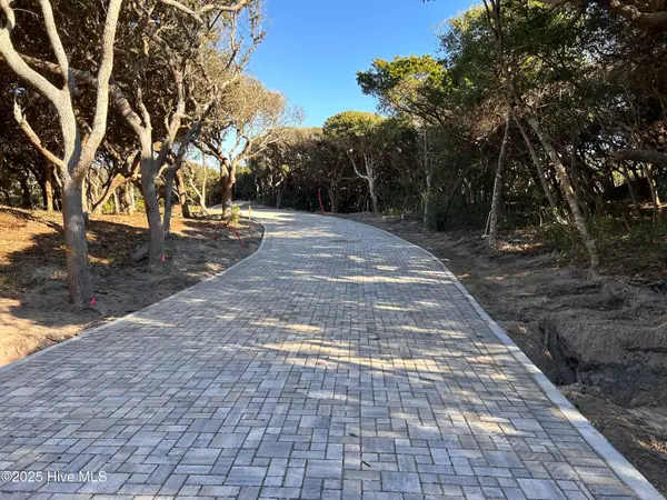 106 Roosevelt Reserve Park Place, Pine Knoll Shores, NC 28512