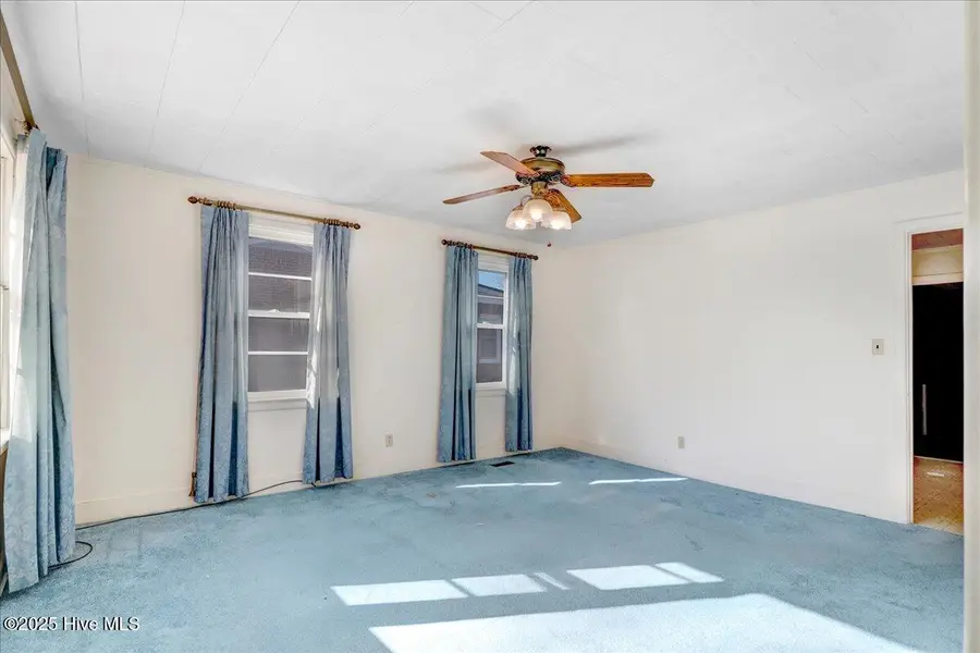 307 Hollybrook Avenue, Goldsboro, NC 27530 - Image #3