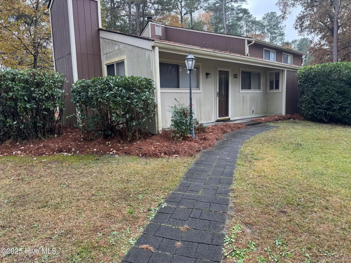 82 Quarterdeck Townhouses, New Bern, NC 28562 - Image #1