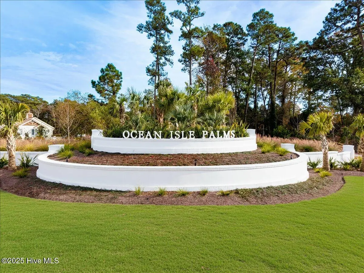 6073 Martinique Street Sw, Shallotte, NC 28470 - Image #1