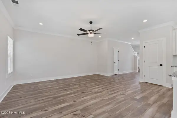 92 S Umbrella Palm Drive, Hampstead, NC 28443