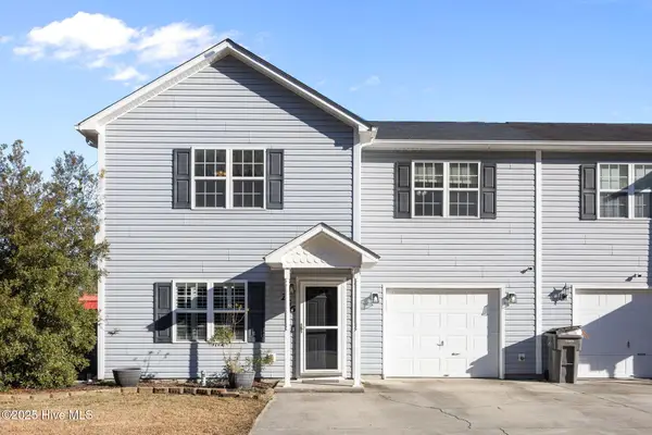 266 Smallwood Road, Hubert, NC 28539