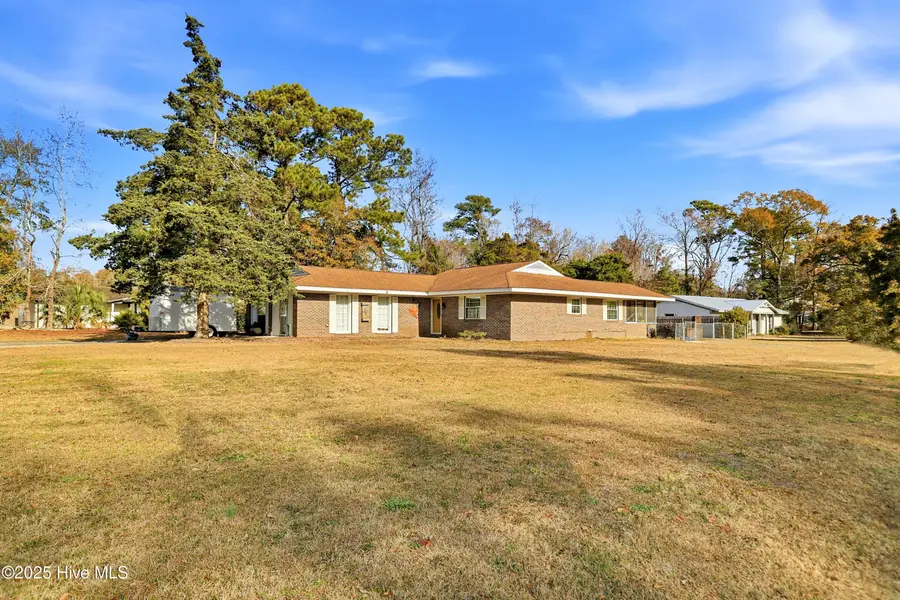 202 W Bedford Road, Wilmington, NC 28411 - Image #2