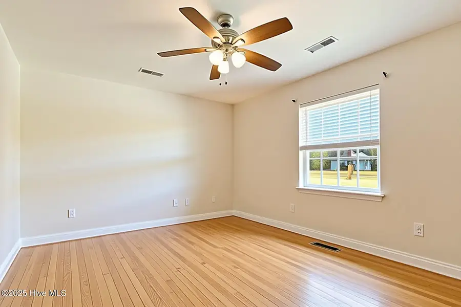 202 W Bedford Road, Wilmington, NC 28411 - Image #3