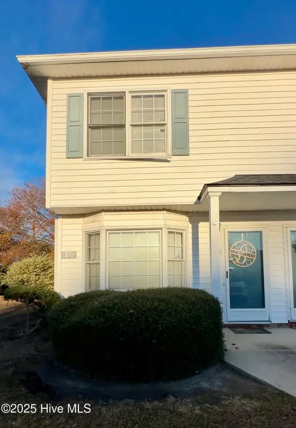 1115 Grovemont Drive, Greenville, NC 27834