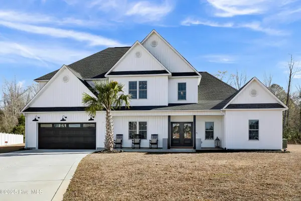 94 S Ardsley Lane, Rocky Point, NC 28457
