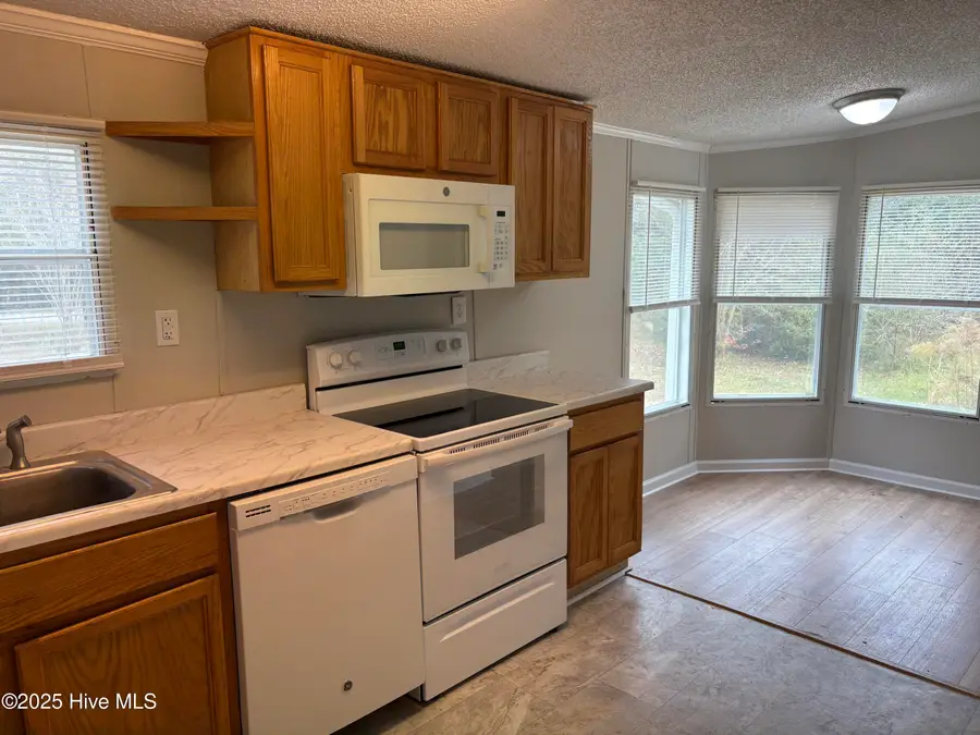 345 Lanier Avenue, Rocky Point, NC 28457 - Image #3