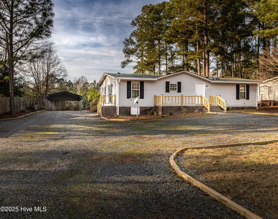 142 Pine Valley Lane, West End, NC 27376 - #2