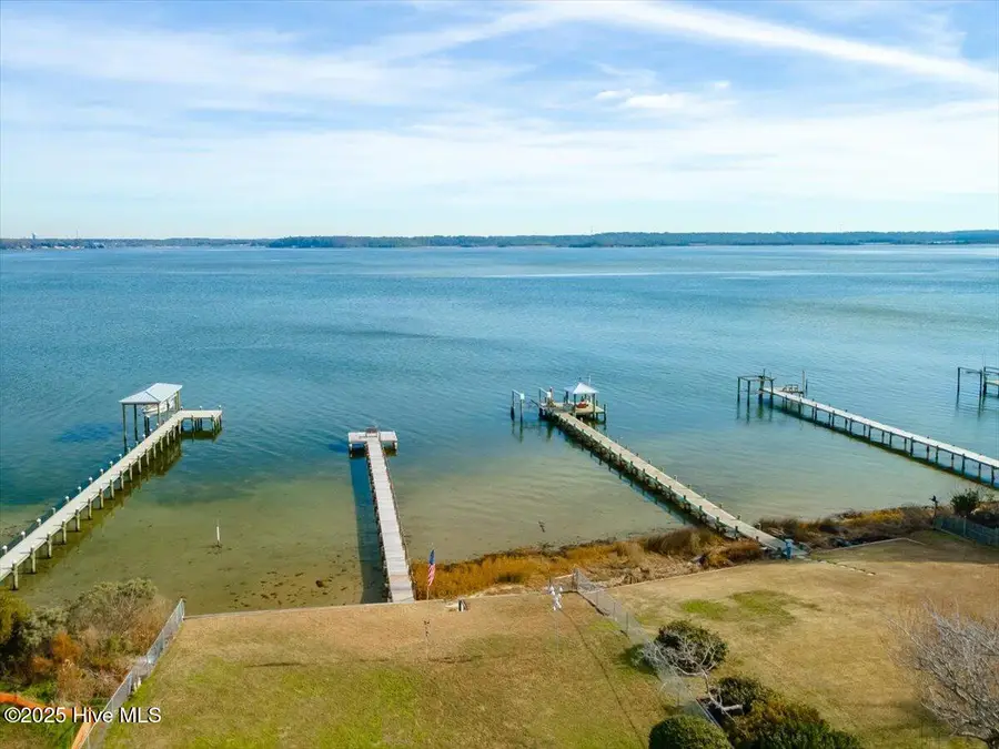 506 Hilltop Ext, Swansboro, NC 28584 - Image #3