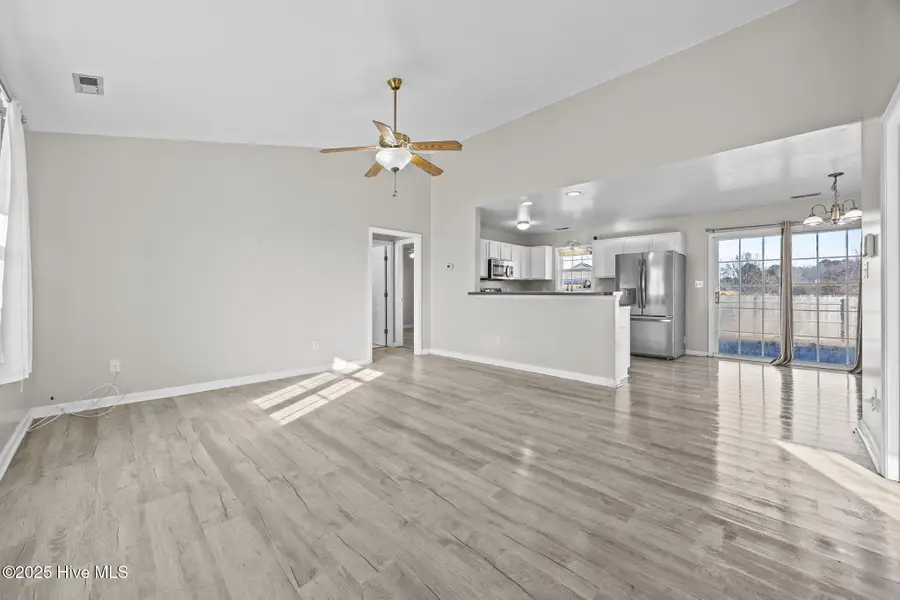 100 Foxtrail Drive, Hubert, NC 28539 - Image #2