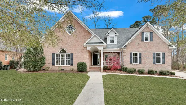 2201 Bloomsbury Road, Greenville, NC 27858