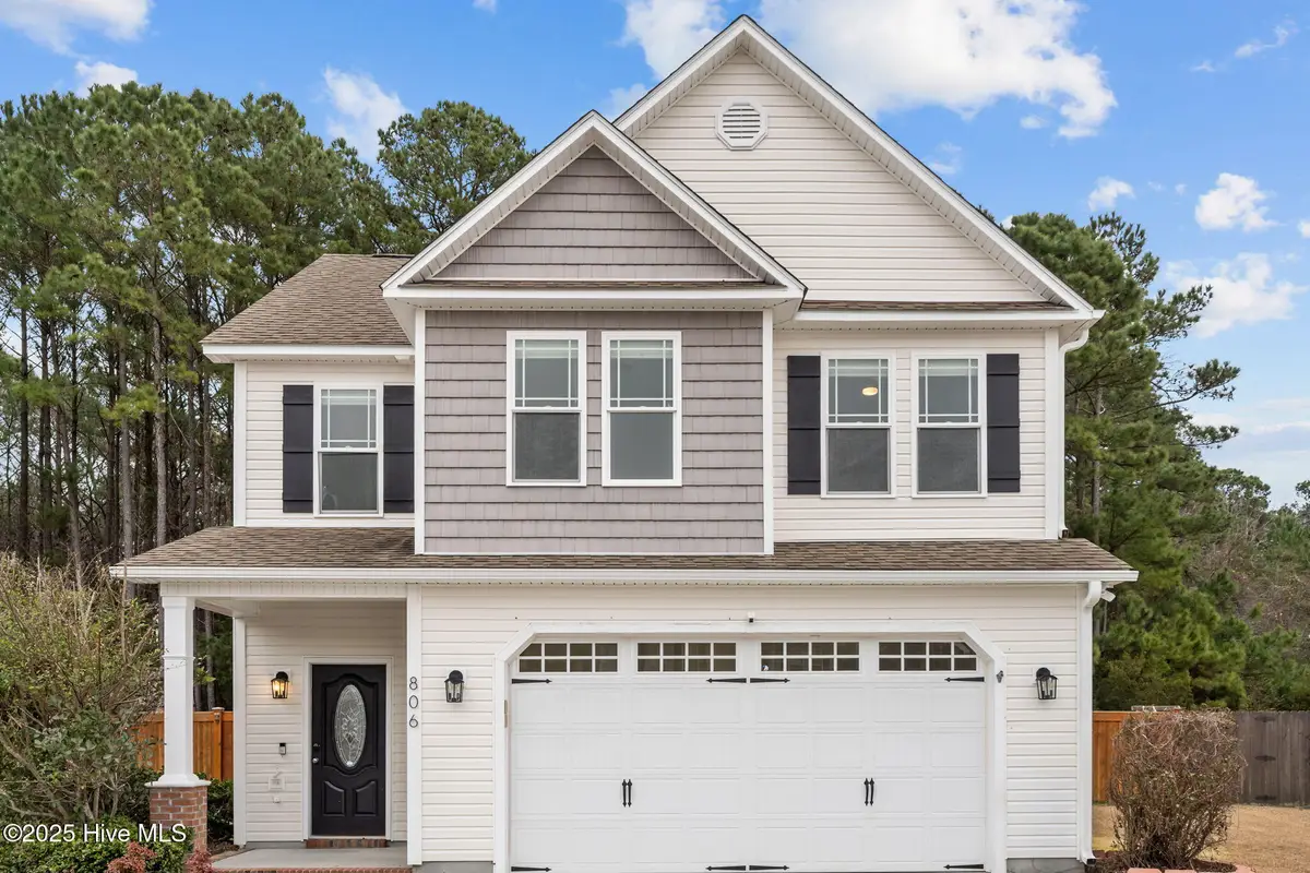 806 Fort Sumter Way, Swansboro, NC 28584 - Image #1