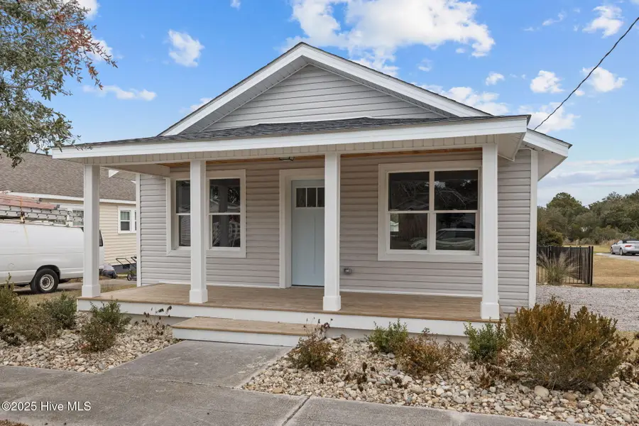 613 Mulberry Street, Beaufort, NC 28516 - Image #3