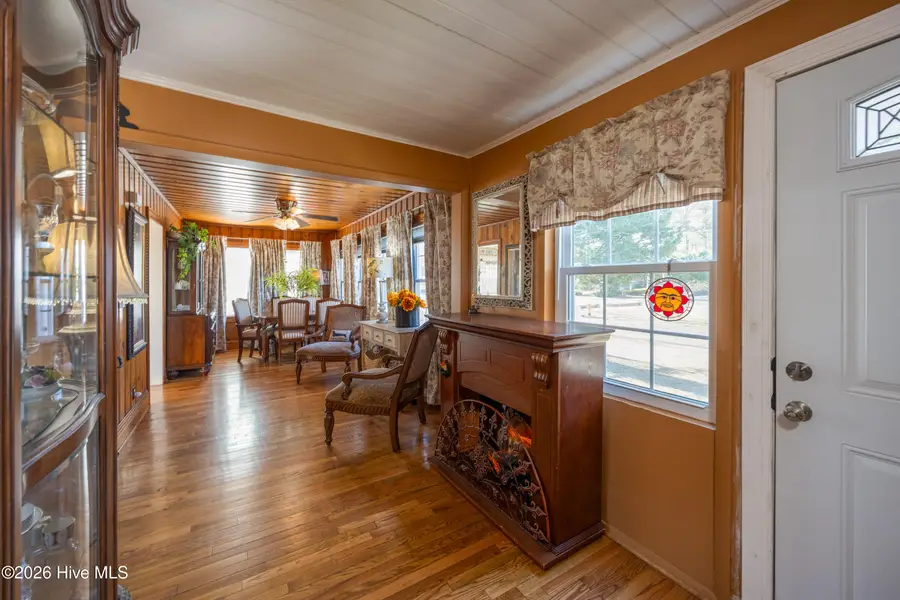 506 W Clinton Street, Roseboro, NC 28382 - Image #2