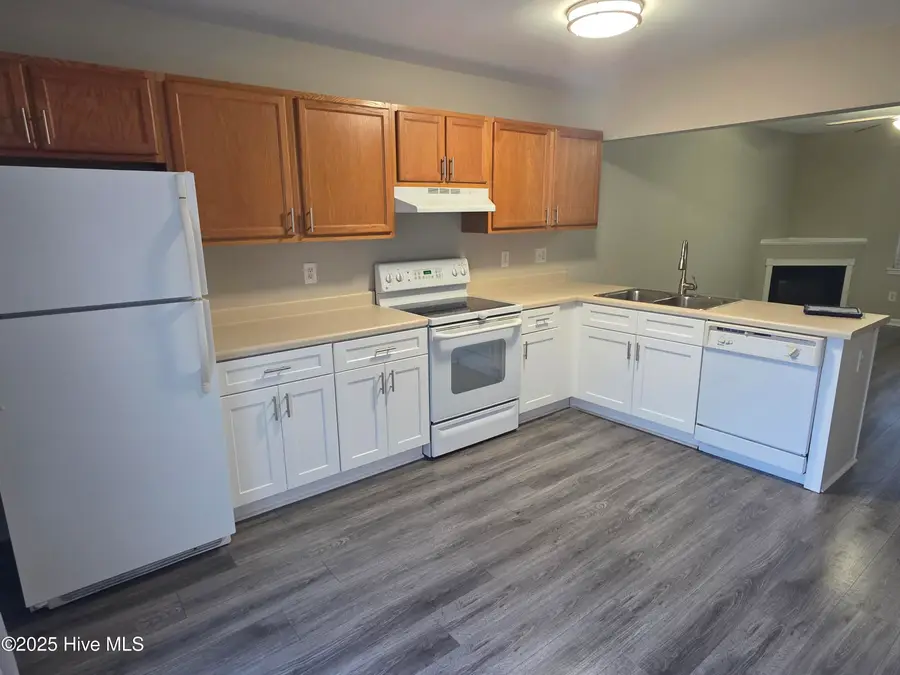 111 Croatan Court, Jacksonville, NC 28546 - Image #3