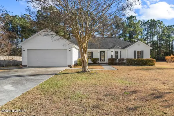 216 Brookstone Way, Jacksonville, NC 28546