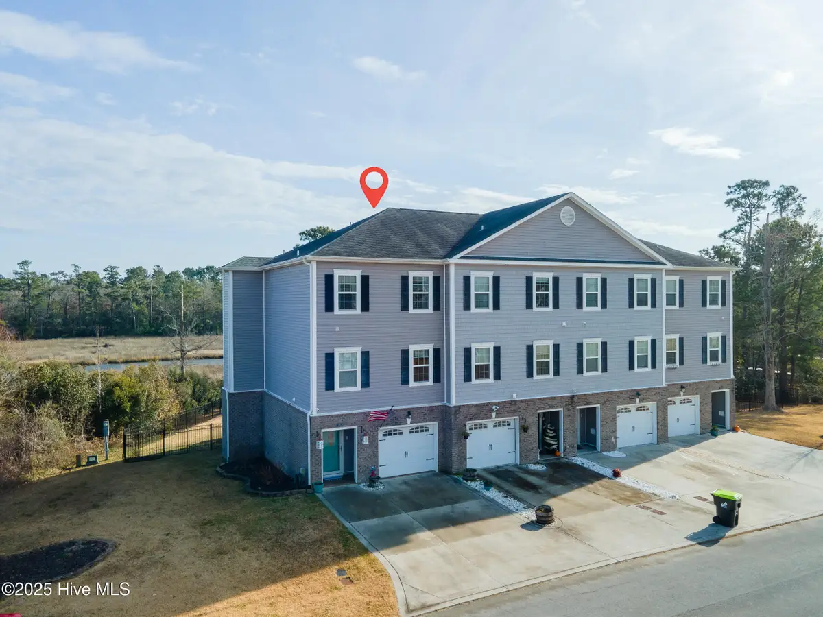406 Garland Shores Drive, Hubert, NC 28539 - Image #1