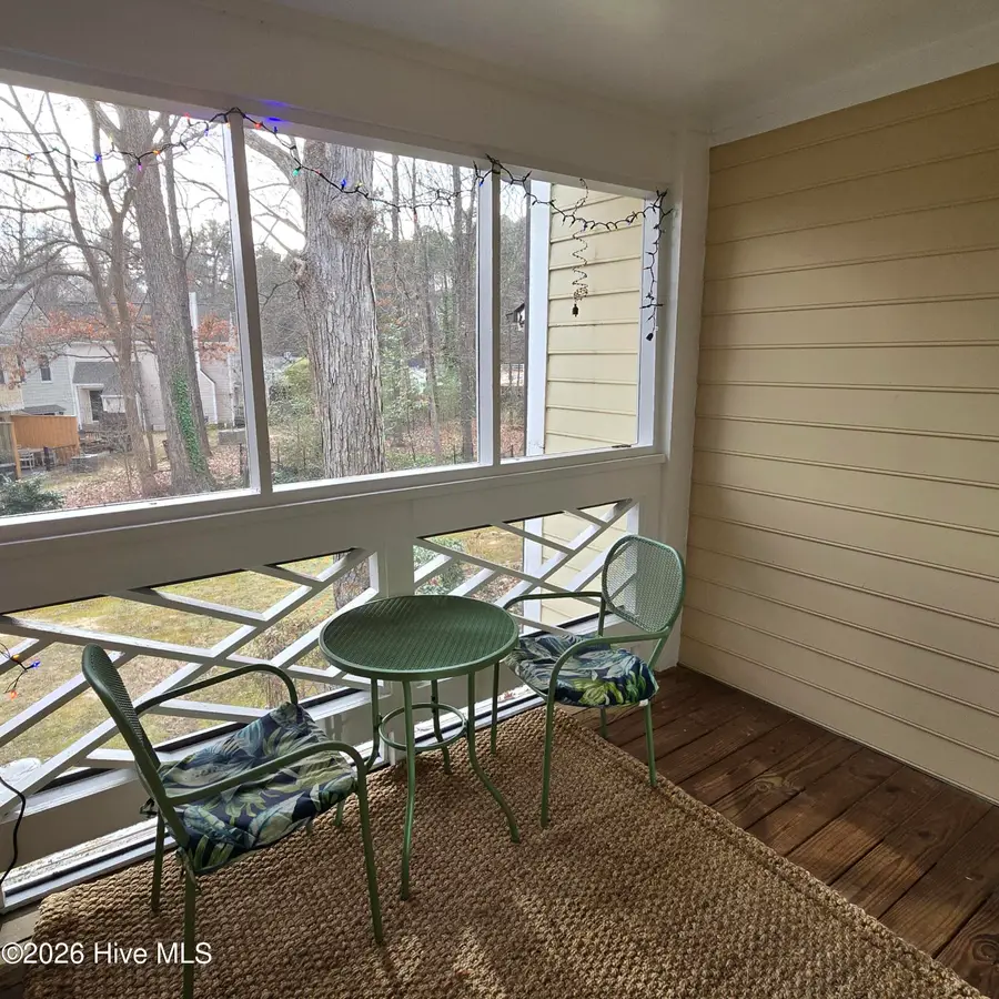 1001 Kingswood Drive #J, Chapel Hill, NC 27517 - Image #3