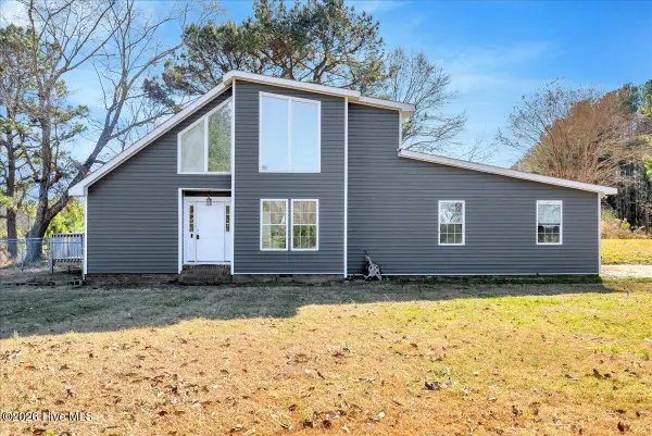394 Mallie Pearce Road, Zebulon, NC 27597