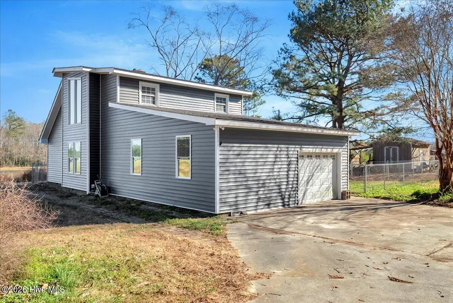 394 Mallie Pearce Road, Zebulon, NC 27597 - Image #3