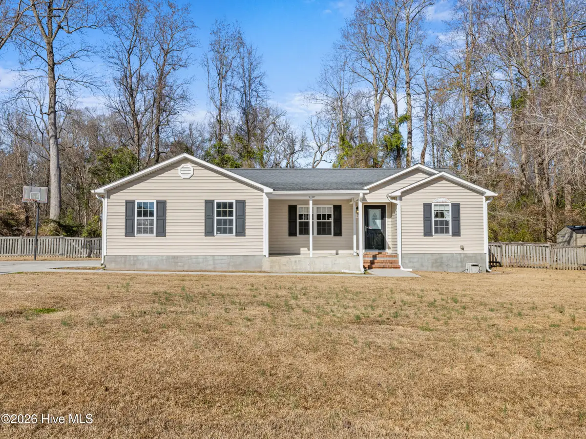 106 Stoney Creek Drive, Jacksonville, NC 28540 - Image #1