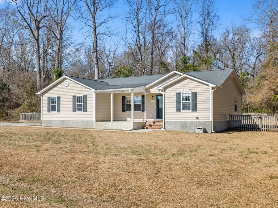 106 Stoney Creek Drive, Jacksonville, NC 28540 - Image #3