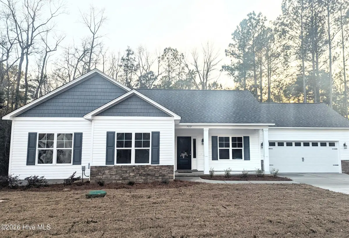 7137 Jennings Road Ne, Leland, NC 28451 - Image #1
