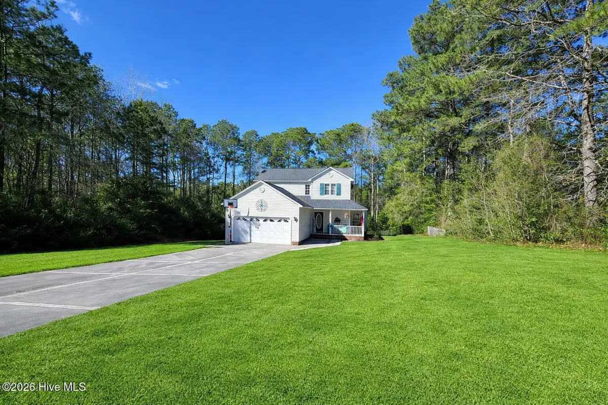 112 Walnut Drive, Swansboro, NC 28584 - Image #1