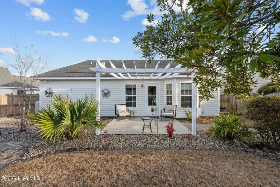 105 Two Putt Court, New Bern, NC 28560 - Image #3