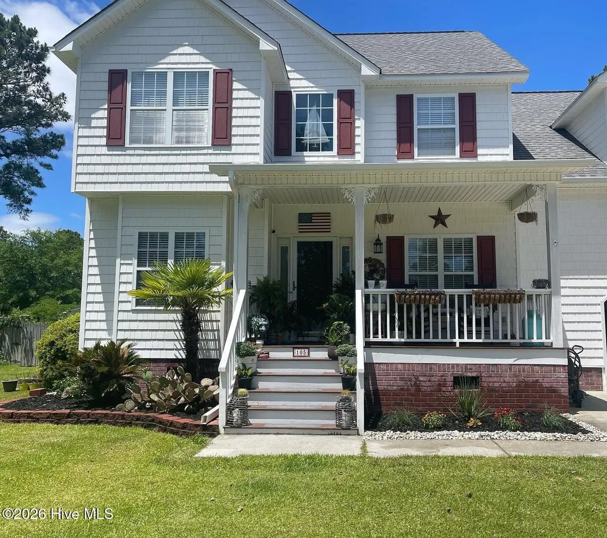 105 Plover Circle, Sneads Ferry, NC 28460 - Image #1