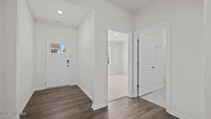 1017 Minnette Circle, New Bern, NC 28562 - Image #2