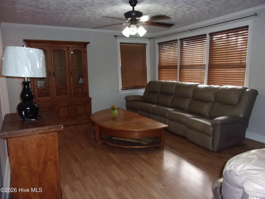 704 Dixon Street, Kinston, NC 28501 - Image #2