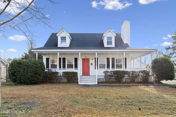 202 Bramble Court, Castle Hayne, NC 28429