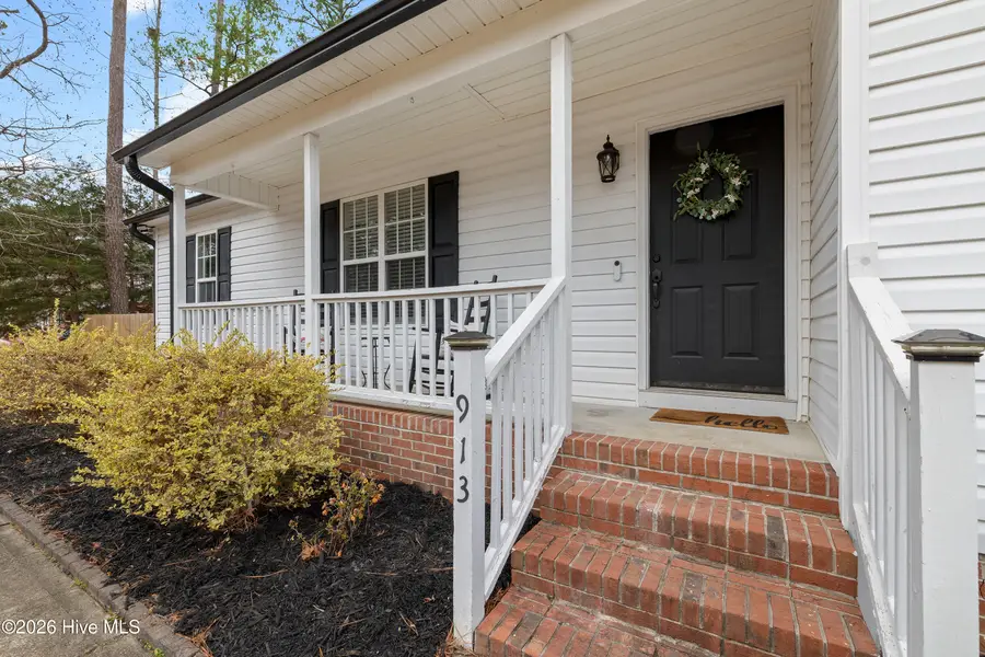 913 E Sanders Street, Four Oaks, NC 27524 - Image #2