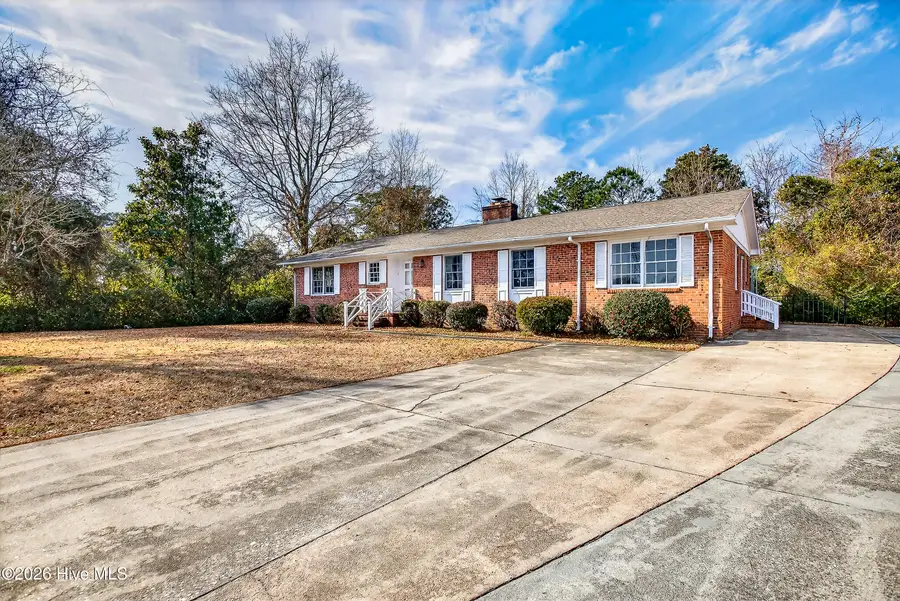1007 Henderson Drive, Jacksonville, NC 28540 - Image #3