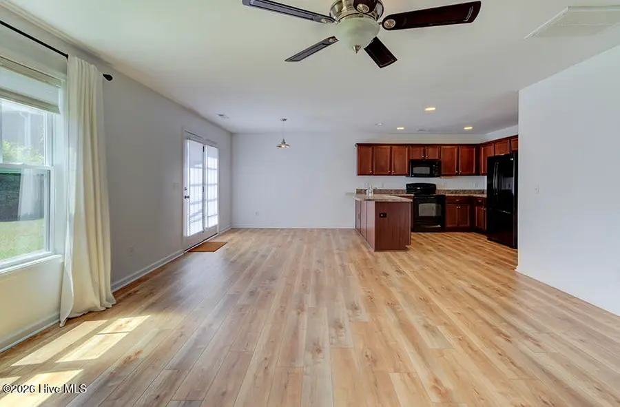 6421 Fawn Settle Drive, Wilmington, NC 28409 - Image #2