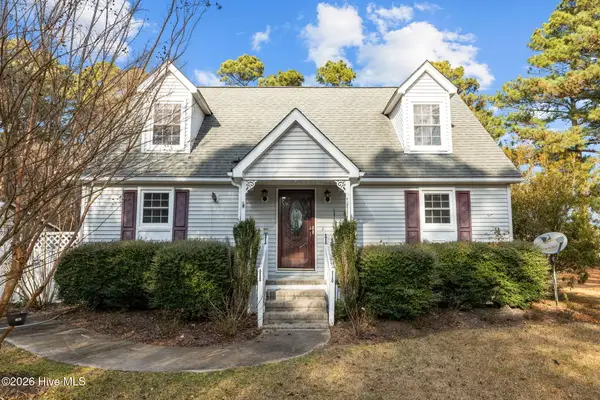 142 Jordans Lane, Beaufort, NC 28516