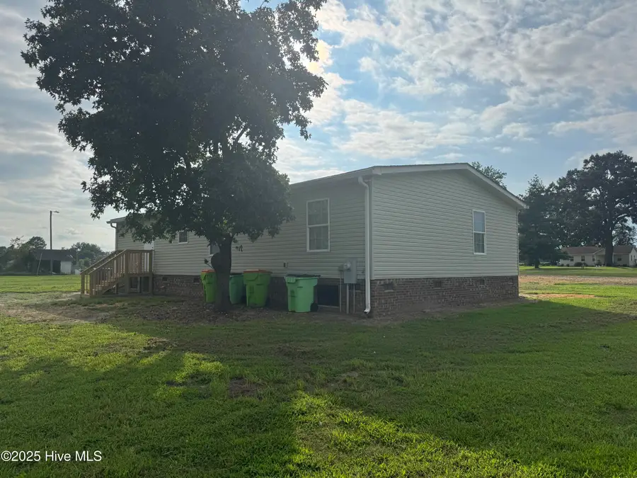 704 Wade Road, Scotland Neck, NC 27874 - Image #3