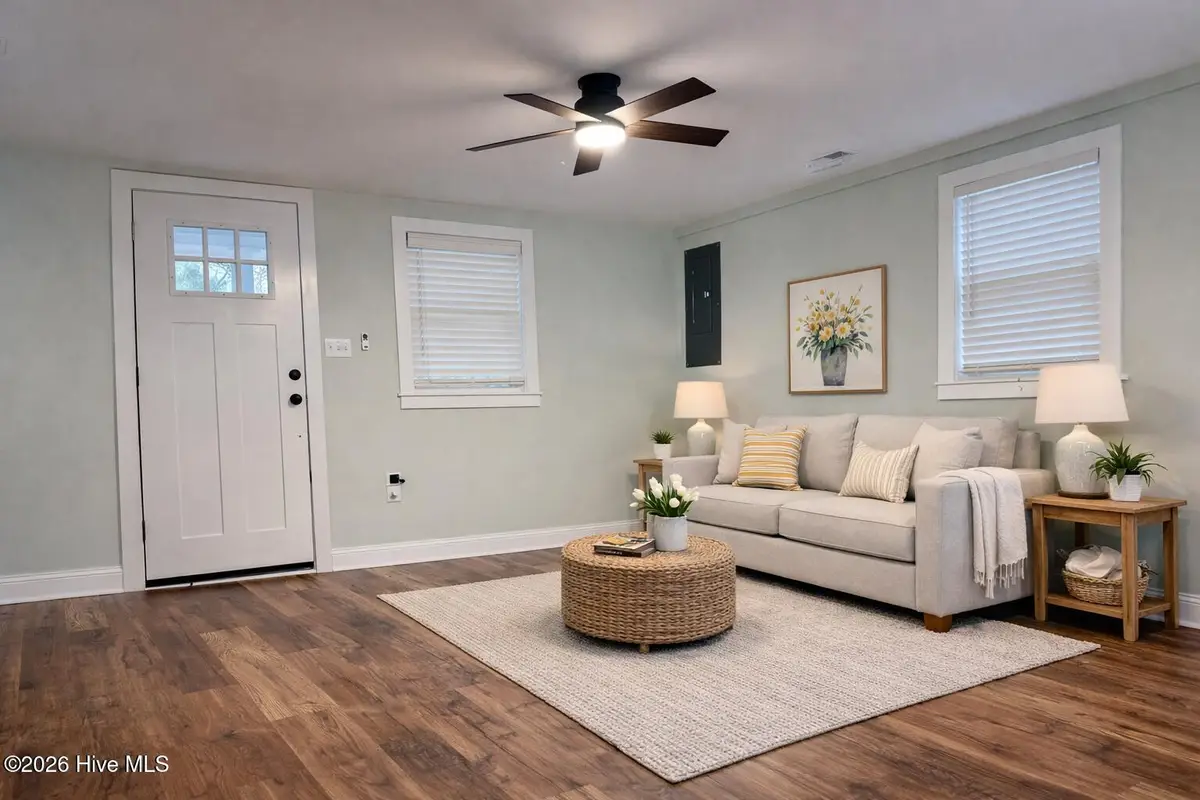 211 Doctor M.l.k. Jr Avenue, Edenton, NC 27932 - Image #1