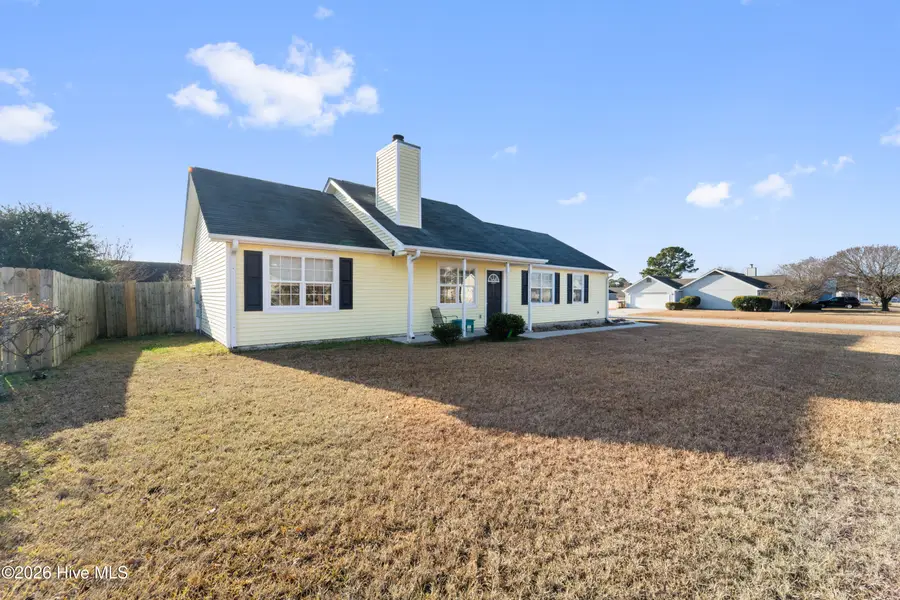 601 Cannon Court, Hubert, NC 28539 - Image #3