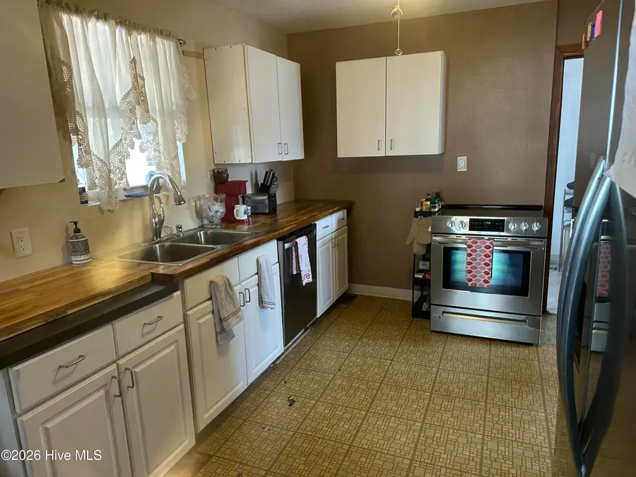 171 Sunset Circle, Hertford, NC 27944 - Image #2