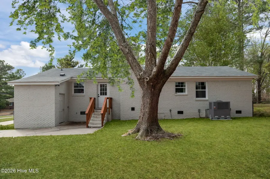 3206 Ellsworth Drive, Greenville, NC 27834 - Image #3