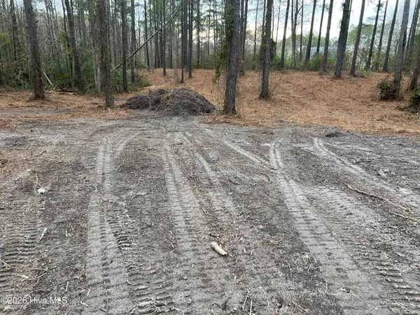 116 Cedarwood Drive, Havelock, NC 28532