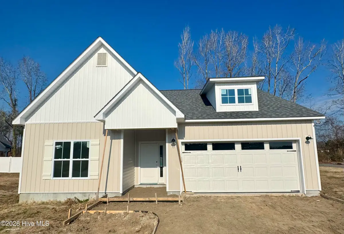 333 Mangrove Court, Ayden, NC 28513 - Image #1