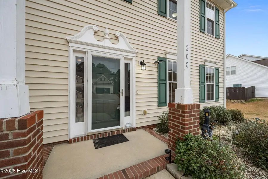 208 Chastain Drive, Jacksonville, NC 28546 - Image #3
