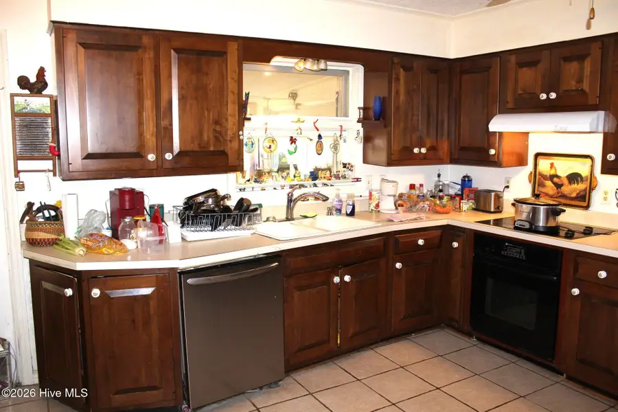 145 Valhalla Road, Southern Pines, NC 28387 - Image #2