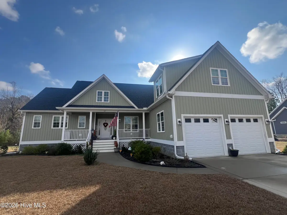 325 Levies Landing Sw, Supply, NC 28462 - Image #1