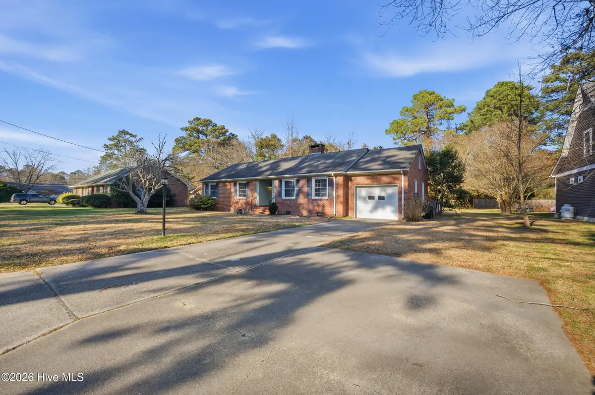 1606 Forrest Drive, Elizabeth City, NC 27909 - Image #1