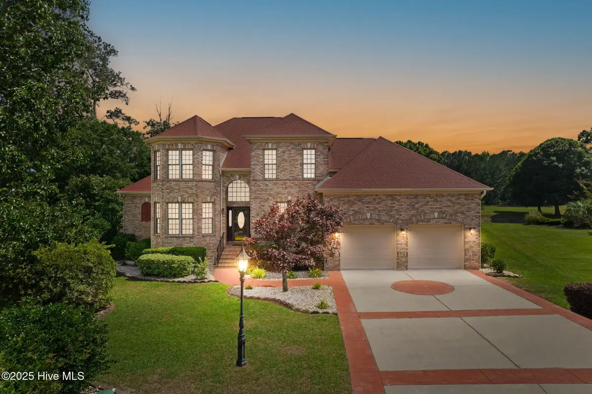 567 Fairburn Court Nw, Calabash, NC 28467 - Image #1