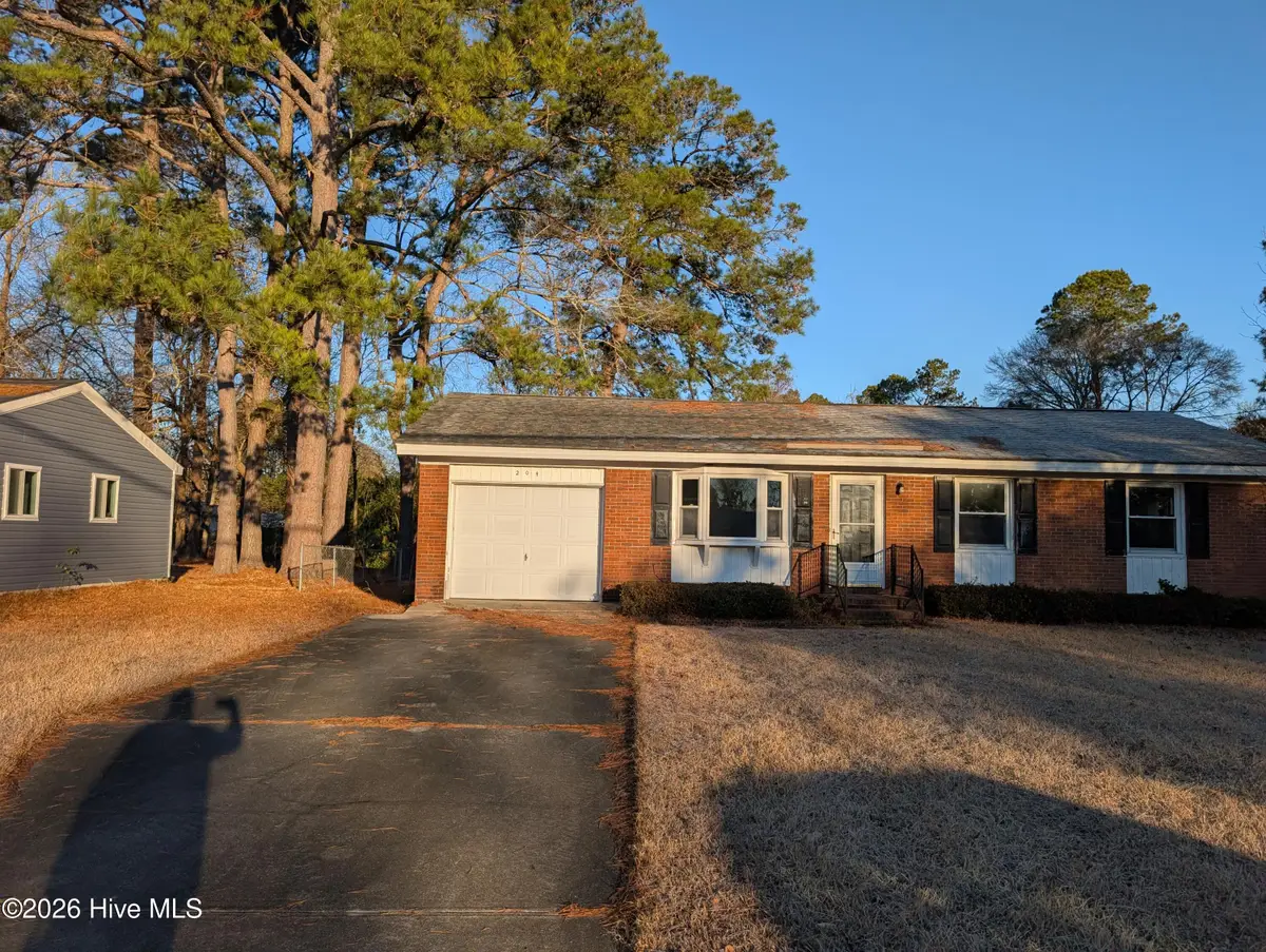 204 Shamrock Drive, Jacksonville, NC 28540 - Image #1